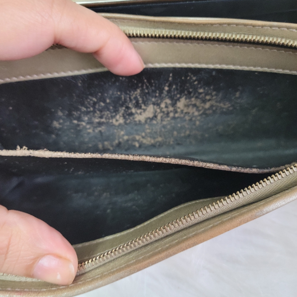 100% Authentic GUCCI LEATHER Double G Continental Wallet - Picture 11 of 16